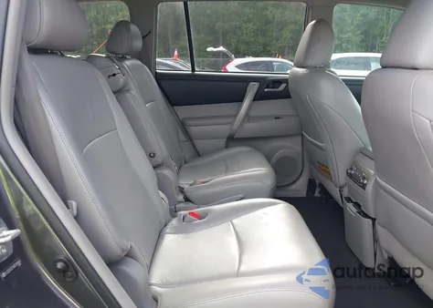 2013 Toyota Highlander Se V6 from USA, damaged, VIN 5TDZK3EH3DS140645